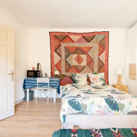 Aude En Provence Bed & Breakfast Meyrargues Exterior photo